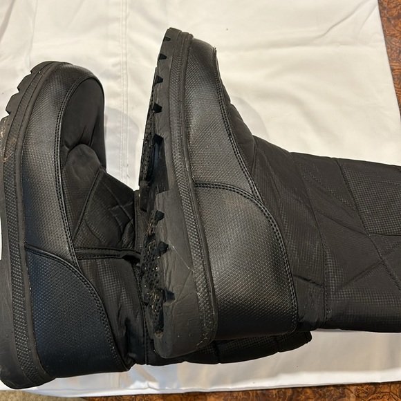 rain/snow boots. European size 42. - Picture 2 of 4